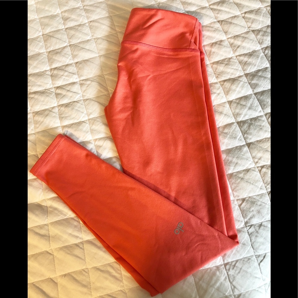 NWOT ALO Leggings